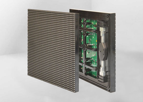 Passo orientato verso i servizi anteriore del pixel dell'esposizione P6 di colore pieno con l'ampio angolo di vista 140°